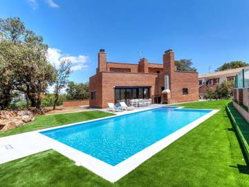 Villa für 10 Personen, mit Garten und Whirlpool an der Costa Brava