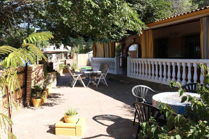 Casa de vacaciones para 6 personas, con piscina además de jardín y vistas, Se admiten mascotas en Córdoba - 2
