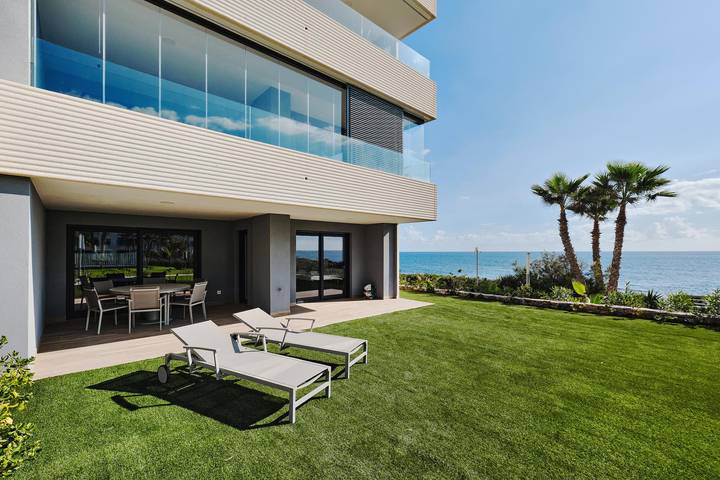 Appartamento per 6 persone, con Terrazza e Giardino nonché Piscina a Punta Prima (Alicante)