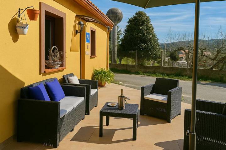 Maison d’hôte pour 2 personnes, avec terrasse et jardin dans O Pedrouzo - 2