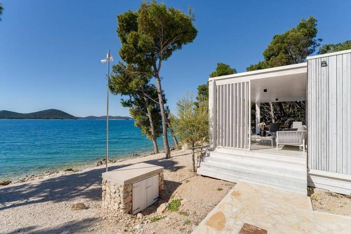 Villa pour 5 personnes, avec terrasse ainsi que vue et sauna, animaux acceptés à Drage (Pakoštane) - 4