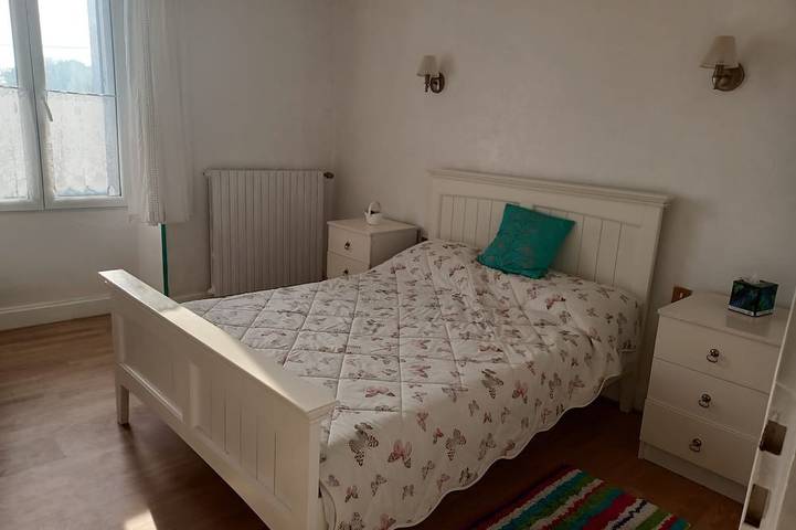 Location de vacances pour 9 personnes, avec terrasse et jardin, animaux acceptés à Clussais-la-Pommeraie - 3