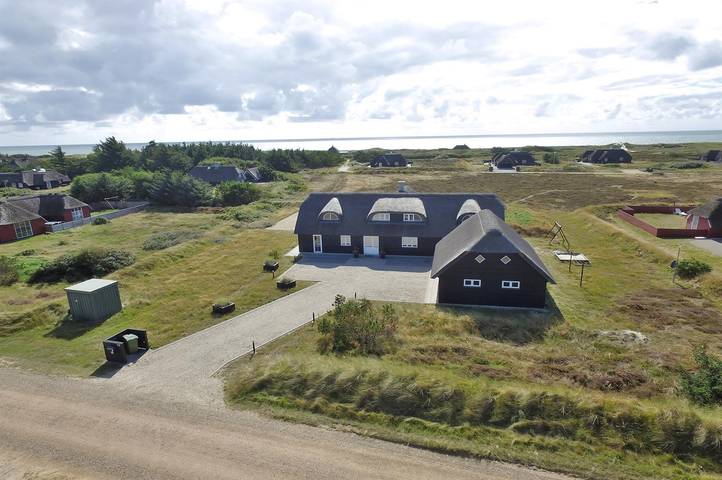 Ferienhaus mit Meerblick für 8 Personen, mit Whirlpool und Sauna sowie Terrasse in Blavand - 2