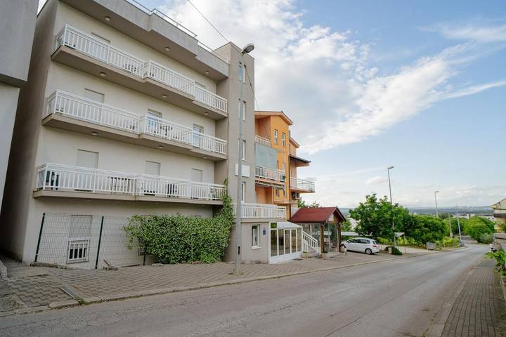 Chambre d’hôte pour 2 personnes, avec balcon dans Međugorje