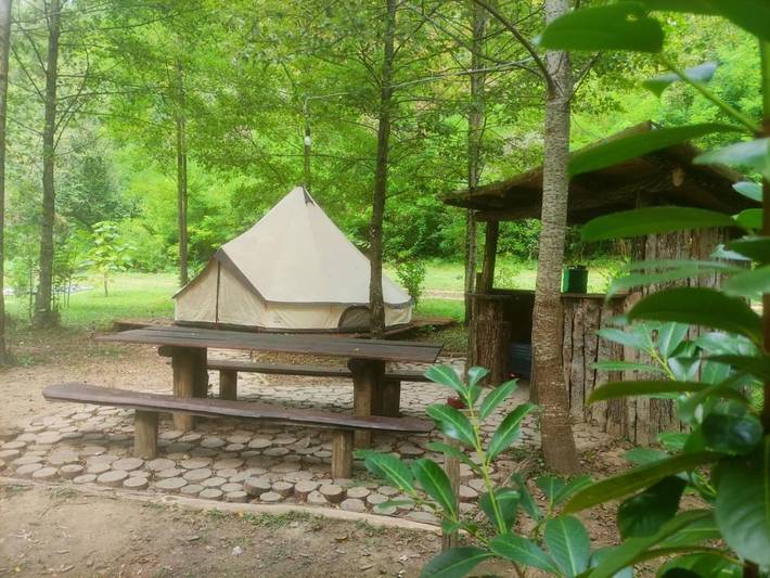 Camping für 4 Personen, mit Ausblick und Terrasse, mit Haustier in Slowenien - 3