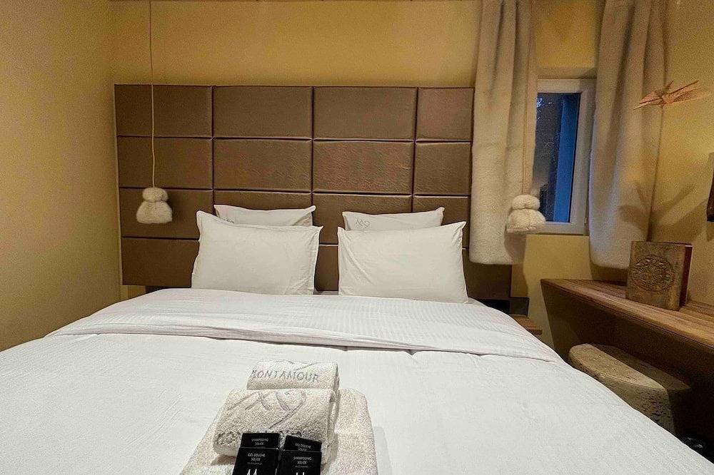 Ganze Wohnung, A cocoon for 2 in the mountains in Montriond, Les Portes du Soleil