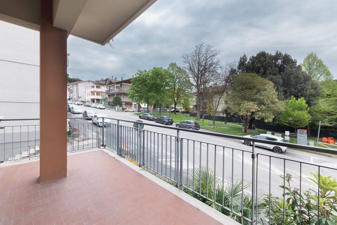 Apartamento entero, Flaminia Bright & Roomy Apartment x6 in Pésaro, Valle del Metauro