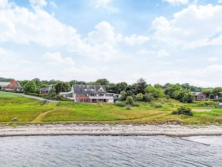 Ferienhaus für 14 Personen, mit Sauna und Pool, mit Haustier in Jegindø