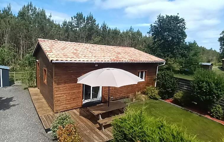Location de vacances pour 4 personnes, avec Terrasse ainsi que Jardin et Vue à Le Porge - 3