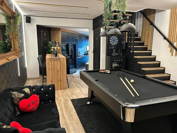 Gîte pour 6 personnes, avec sauna ainsi que terrasse et jacuzzi à Verviers