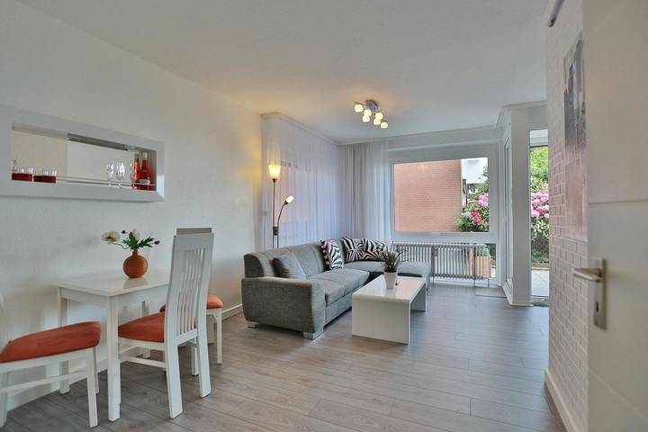 Vakantiewoning voor 2 personen, met Terras en Zwembad in Haffkrug