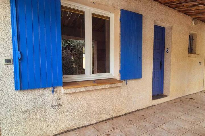 Apartamento entero, Ideal for curists or families - Furnished cottage in Gréoux-les-Bains, Alpes de Alta Provenza