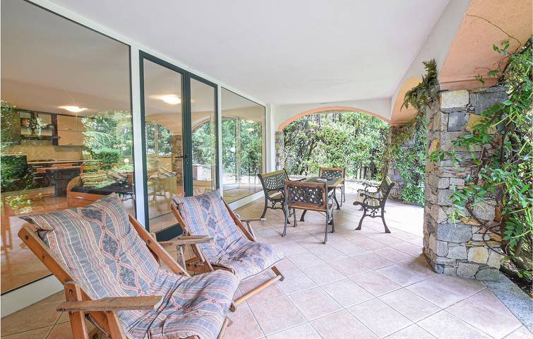 Ferienhaus für 11 Personen, mit Terrasse und Seeblick, mit Haustier am Lago Maggiore - 4