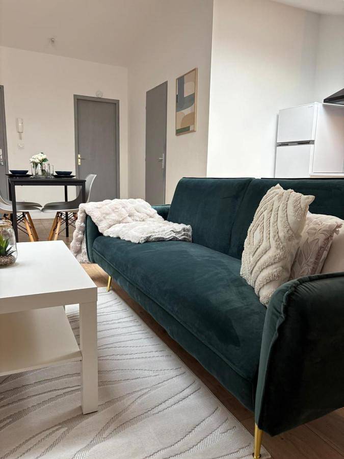 Gîte pour 3 personnes, avec jardin dans Uckange