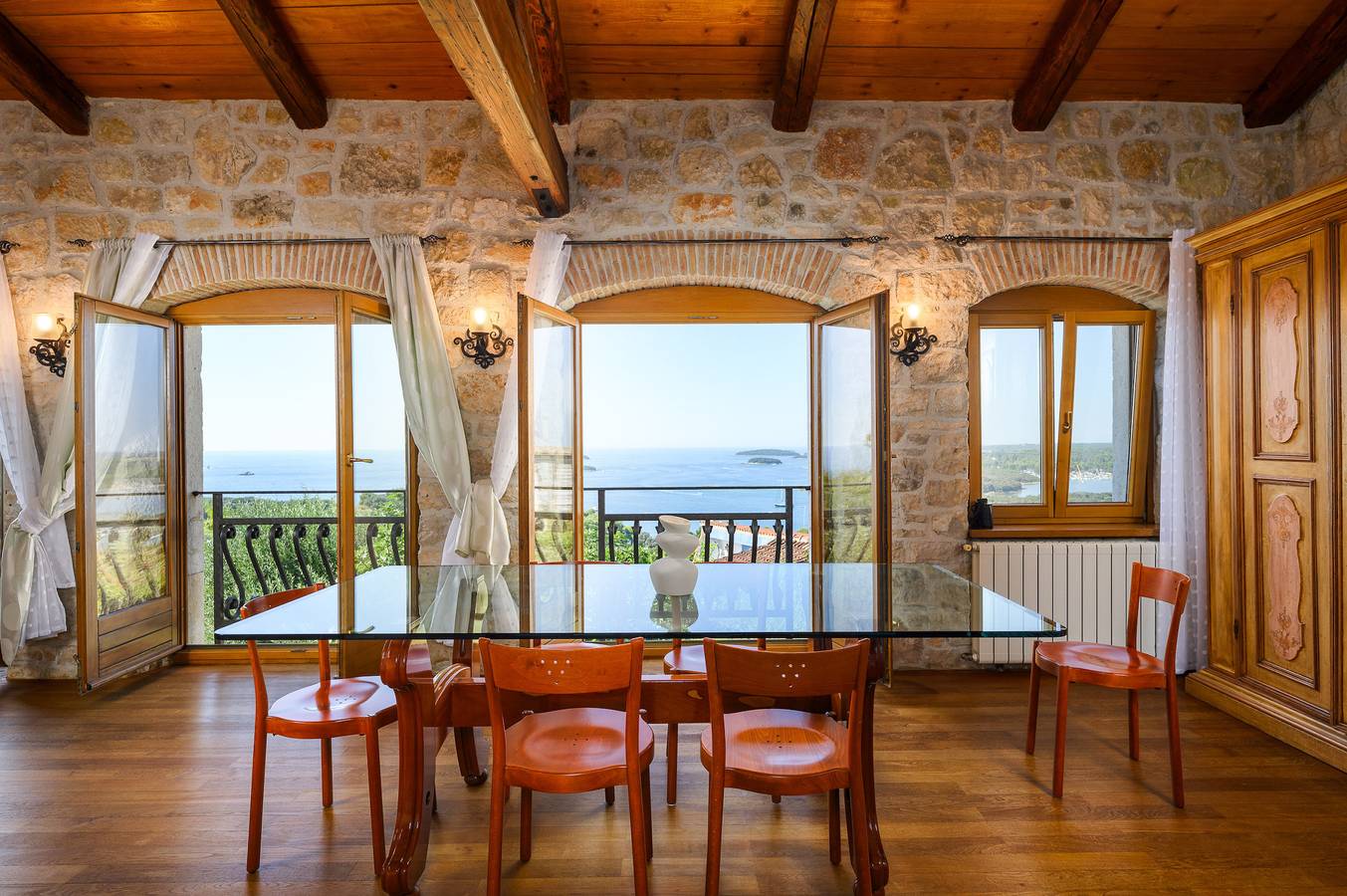Villa Carla- Istrian Stone Villa with Sea View in Vrsar, Općina Vrsar