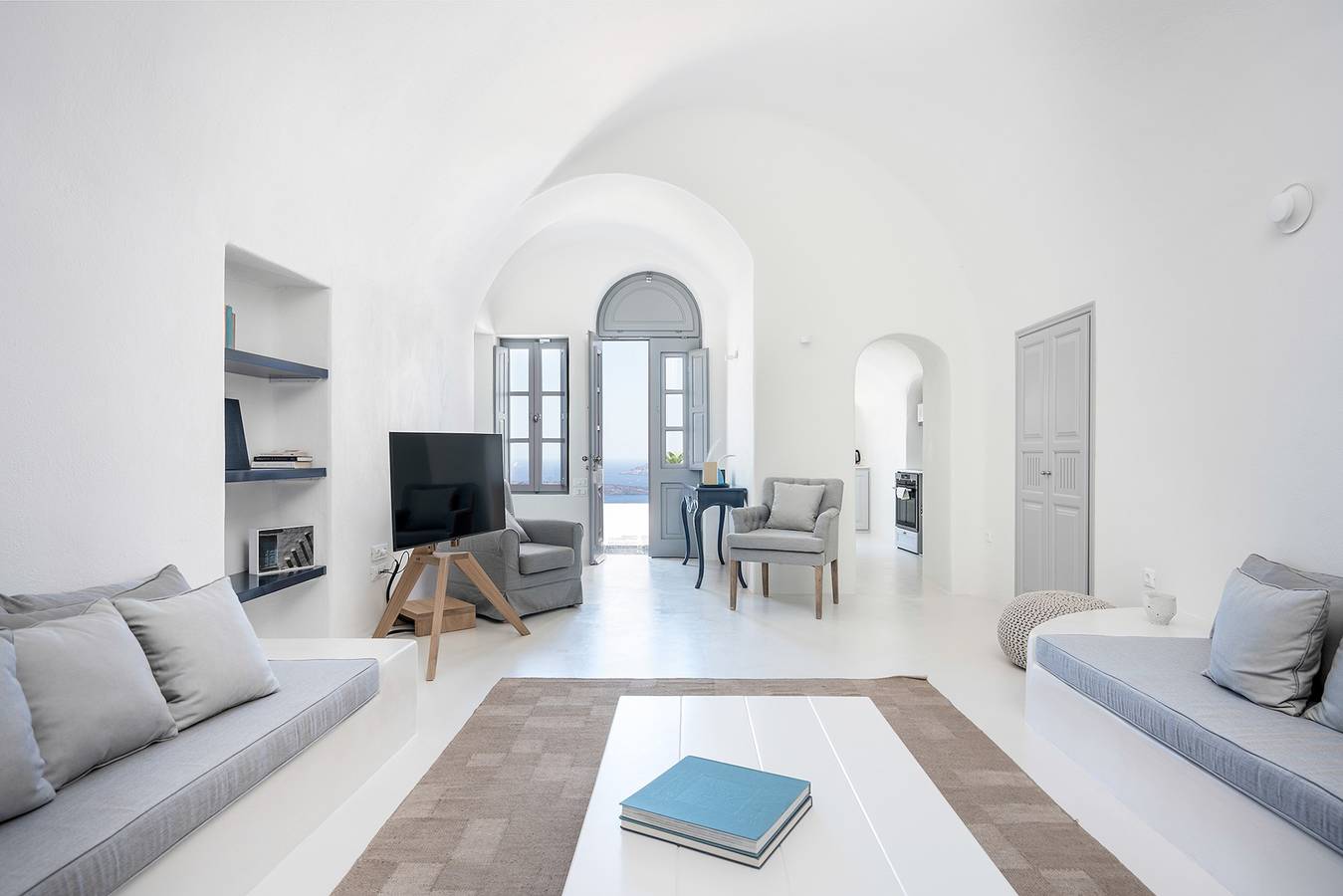 Inspiring Santorini Villa | 1 Bedroom | Villa A2 | Beautiful Caldera Sunset View & Air Conditioning | Fira in Firostefani, Thera