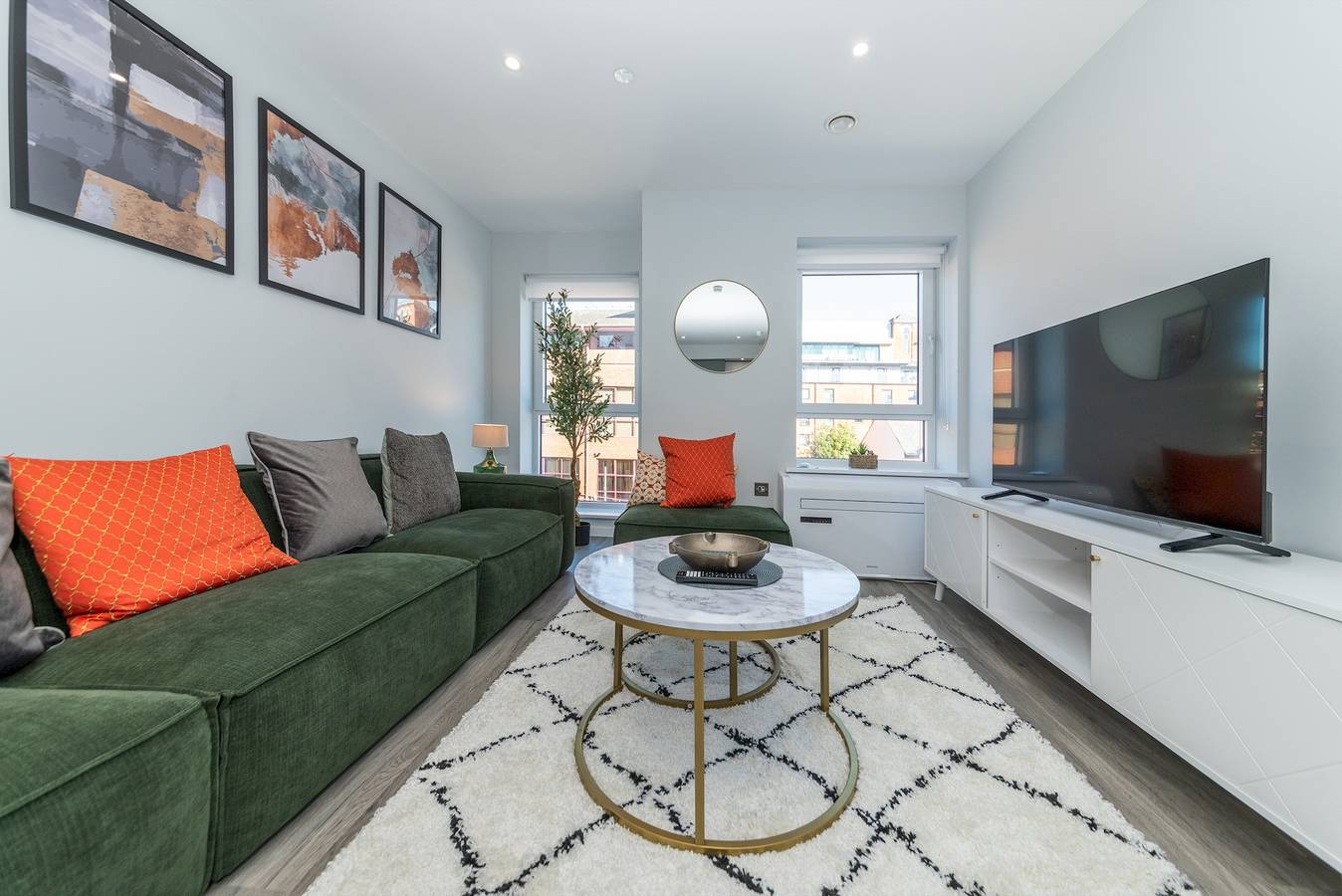Apartamento entero, Brand New Flat with Ac 5-Min Walk to Town Centre - Pass the Keys in Reading, Berkshire