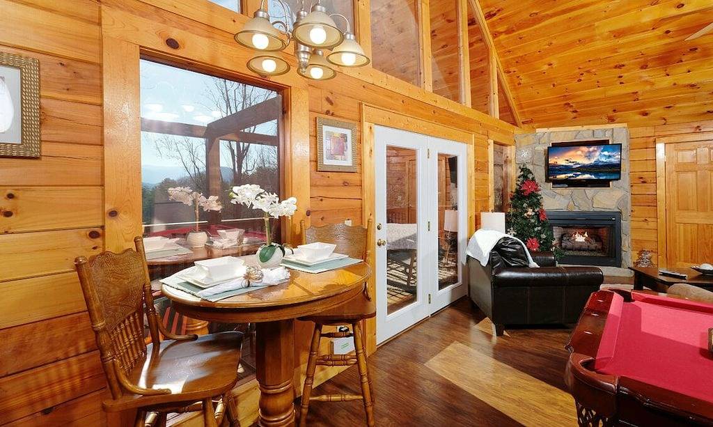 Chalet for 2 Guests in Pigeon Forge, Sevier County