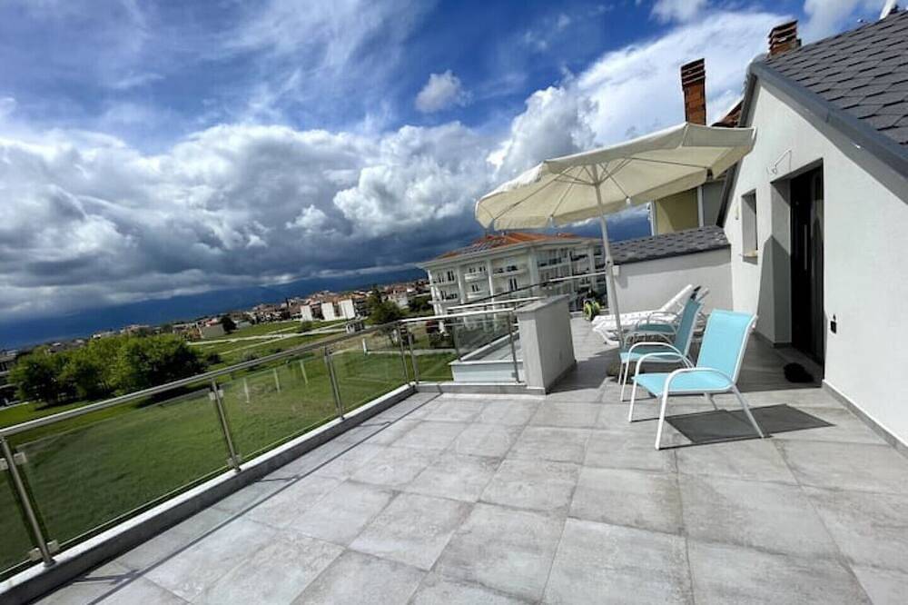 Ganze Wohnung, Breathtaking View Design Apartment in Katerini, Pieria
