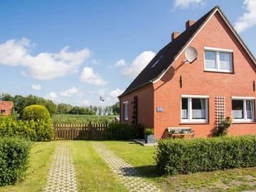 Ferienhaus für 6 Personen, mit Terrasse und Garten in Grimersum