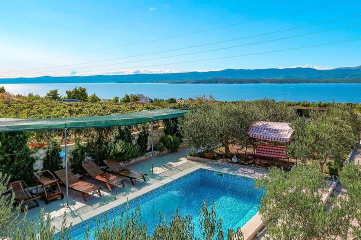 Ferienhaus für 7 Personen, mit Pool und Garten - 1