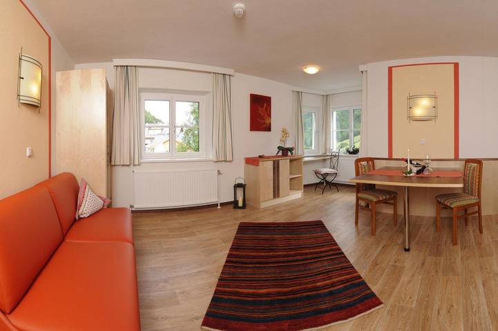 Ferienwohnung für 4 Personen, mit Balkon, mit Haustier in Tiroler Oberland - 2
