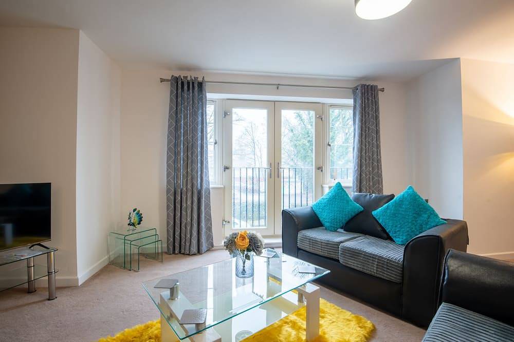 Entire apartment, No 4 Nursery Convent - Ground Floor Apartment  - 2 Bedrooms - Sleeps 4 in Mansfield, Nottinghamshire