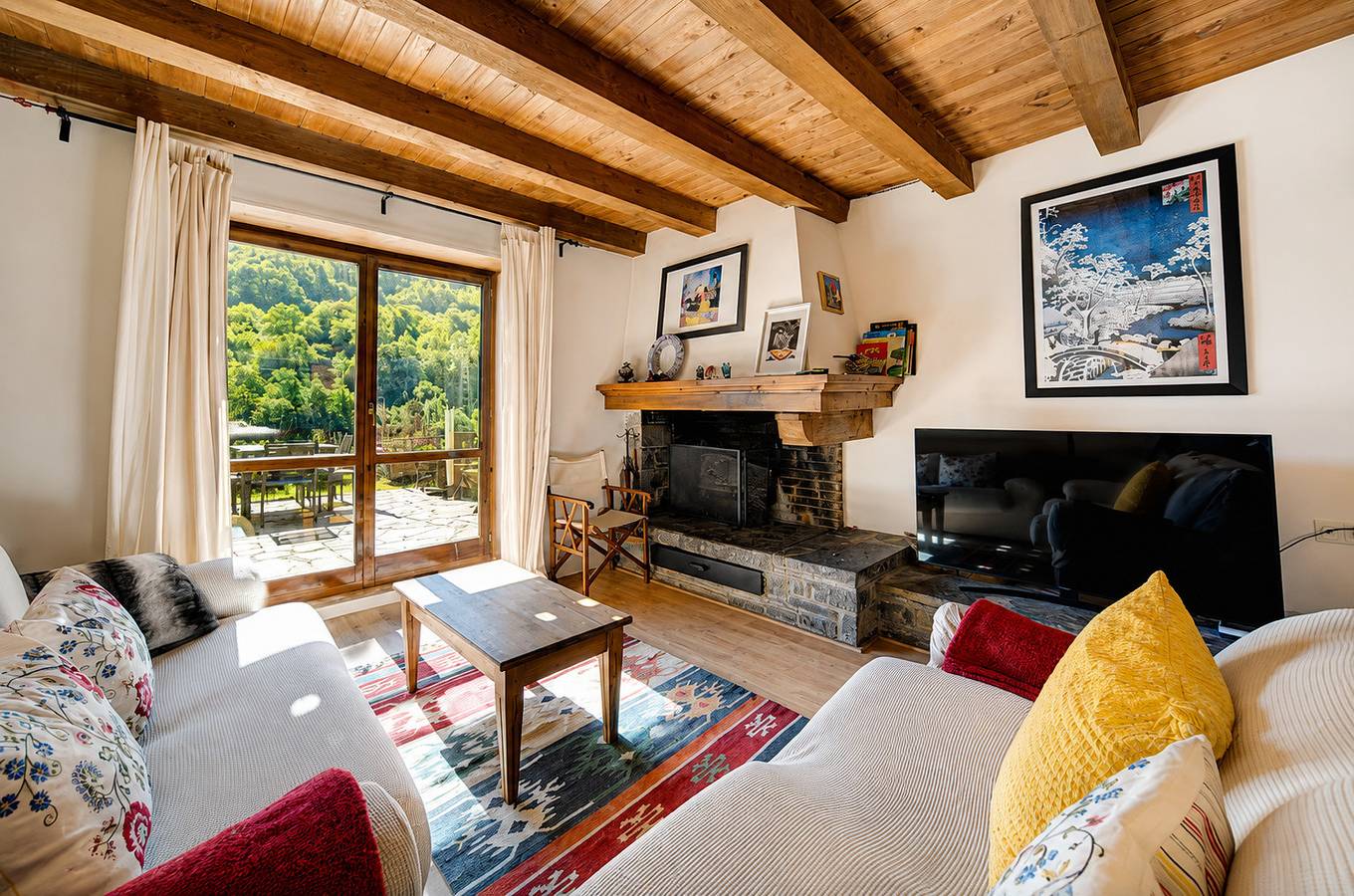 Casa Airola by Totiaran in Gessa, Naut Aran
