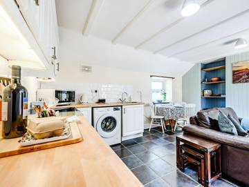 Cottage for 2 People in South-Wales, Pembrokeshire, Photo 1