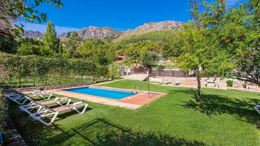 Casa rural para 10 personas, con balcón/terraza y piscina en Sierra de Cádiz - 2