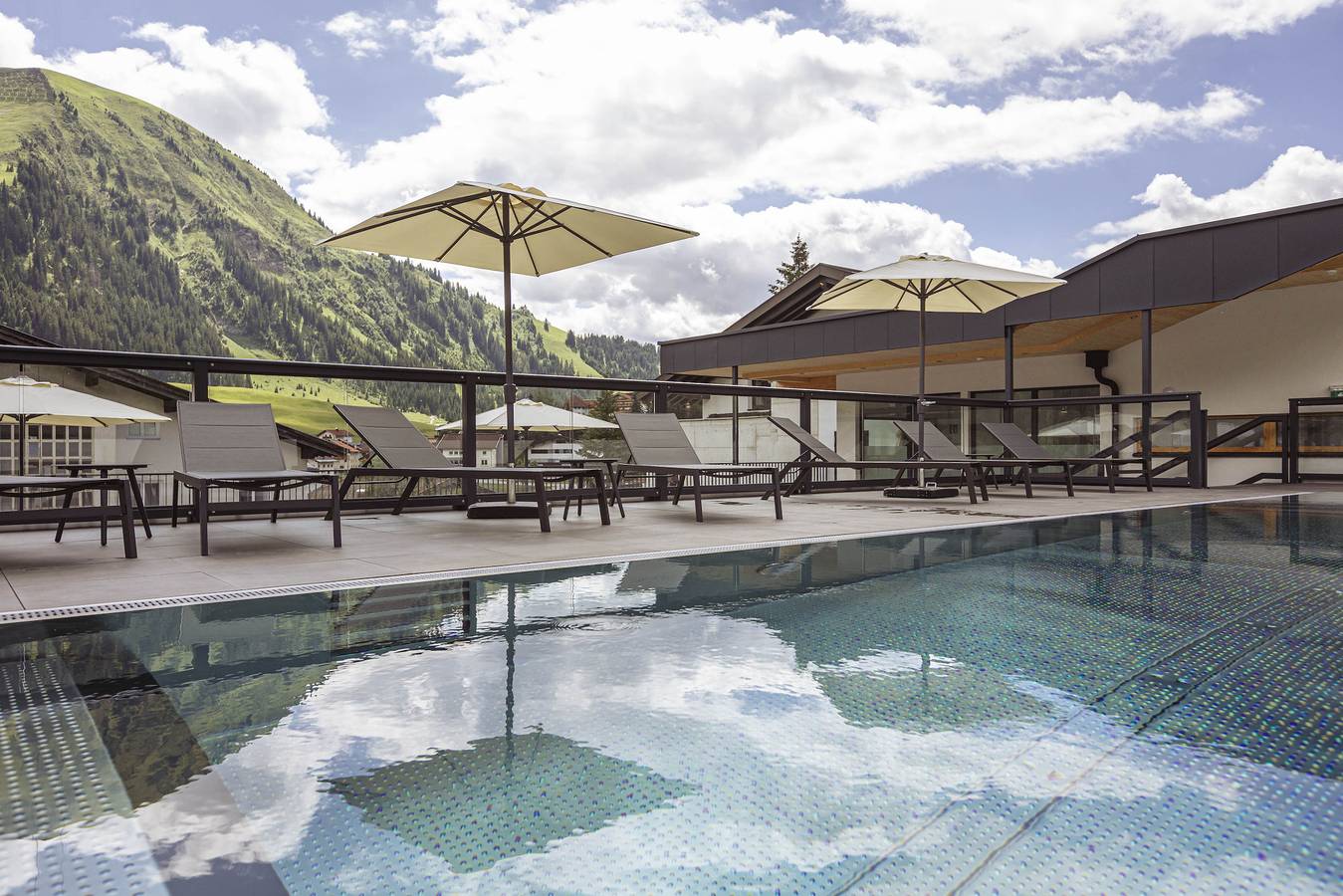 Ganze Wohnung, Ferienwohnung mit 3 Schlafzimmern 7Pax, Sauna und Hot Tub in Berwang, Außerfern