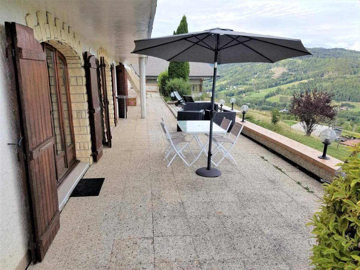 Appartement entier, Two-Bedroom Apartment in Boëge, Région de Thonon-les-Bains