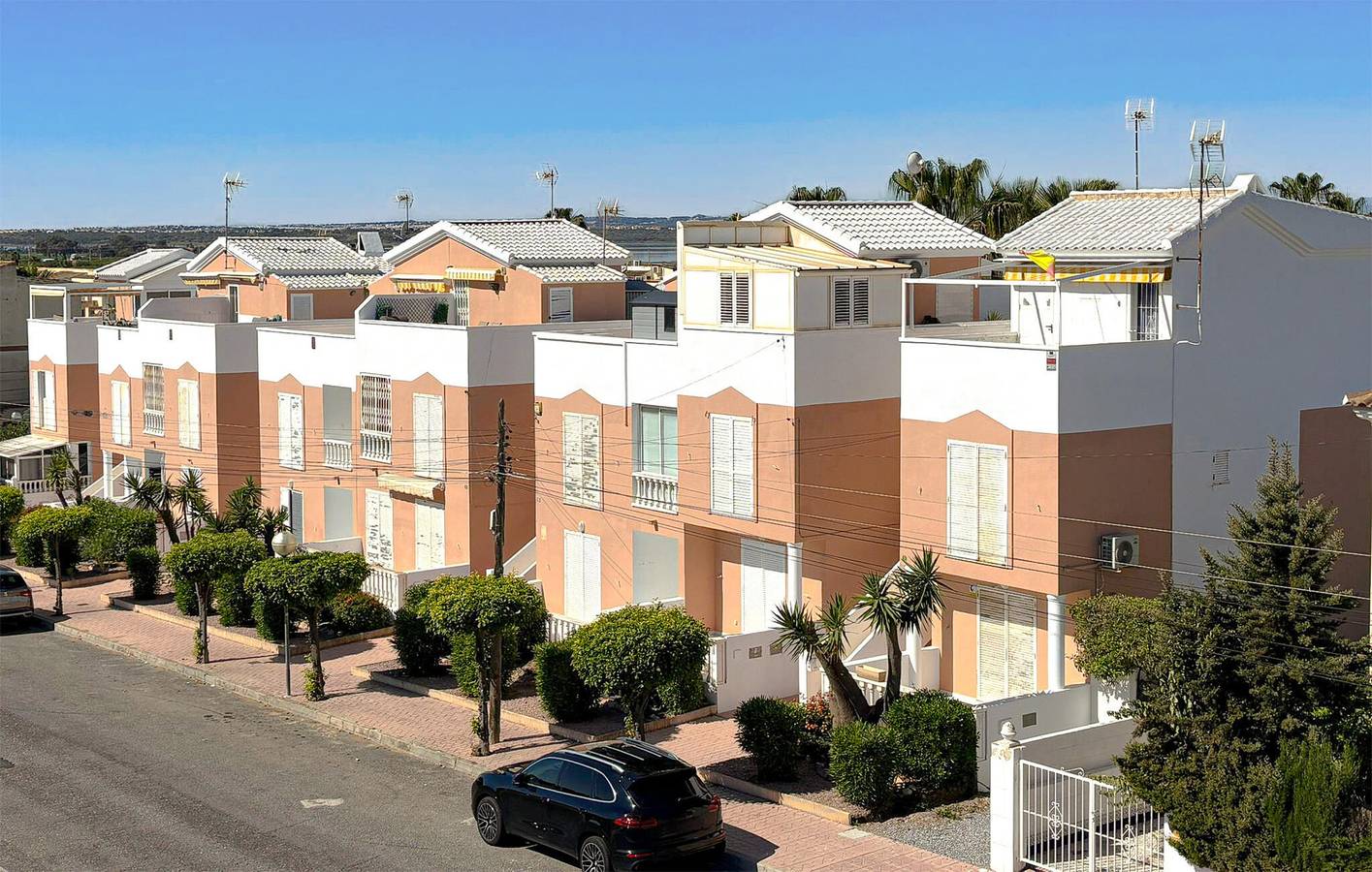 Apartamento vacacional entero, Moderno apartamento con piscina y terraza, a 2 km de la playa in Playa Moncayo, Guardamar del Segura