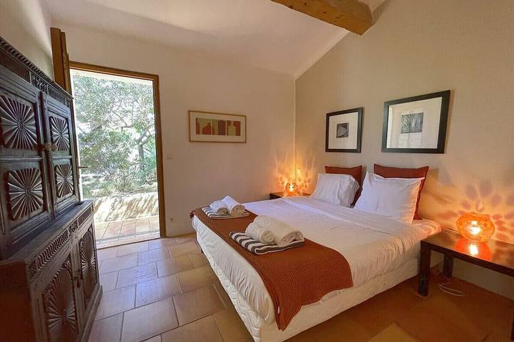 Location de vacances pour 6 personnes, avec terrasse et jardin dans Plage De Maora - 4