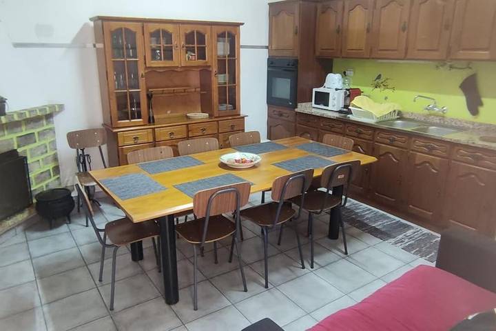 Gîte pour 6 personnes, avec jardin et piscine, animaux acceptés à Covilhã - 3