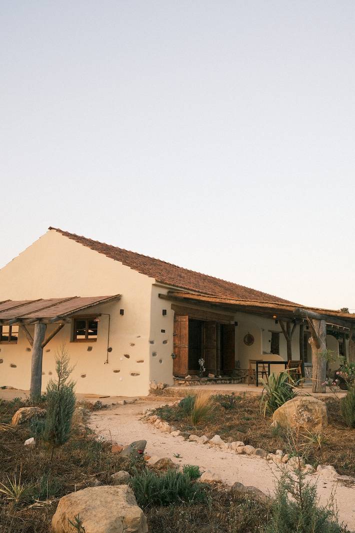 Apartamento de férias para 2 pessoas, com jardim na Costa Alentejana