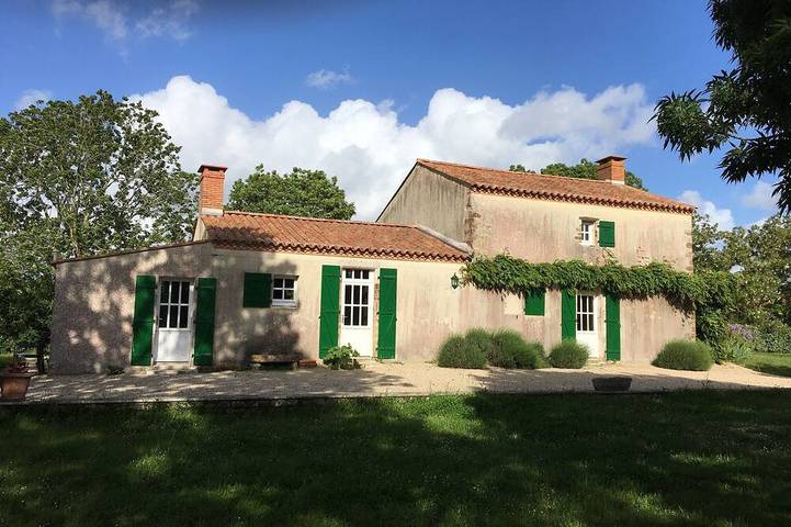 Location de vacances pour 6 personnes, avec Jardin à La Jonchère
