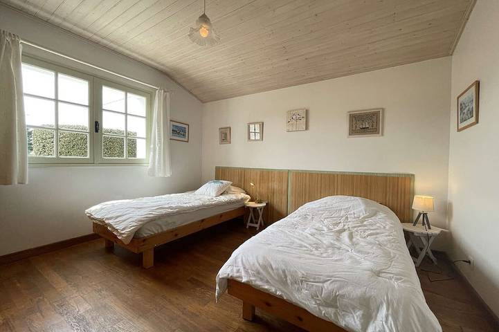 Location de vacances pour 8 personnes, avec jardin dans Plage des Sableaux - 2