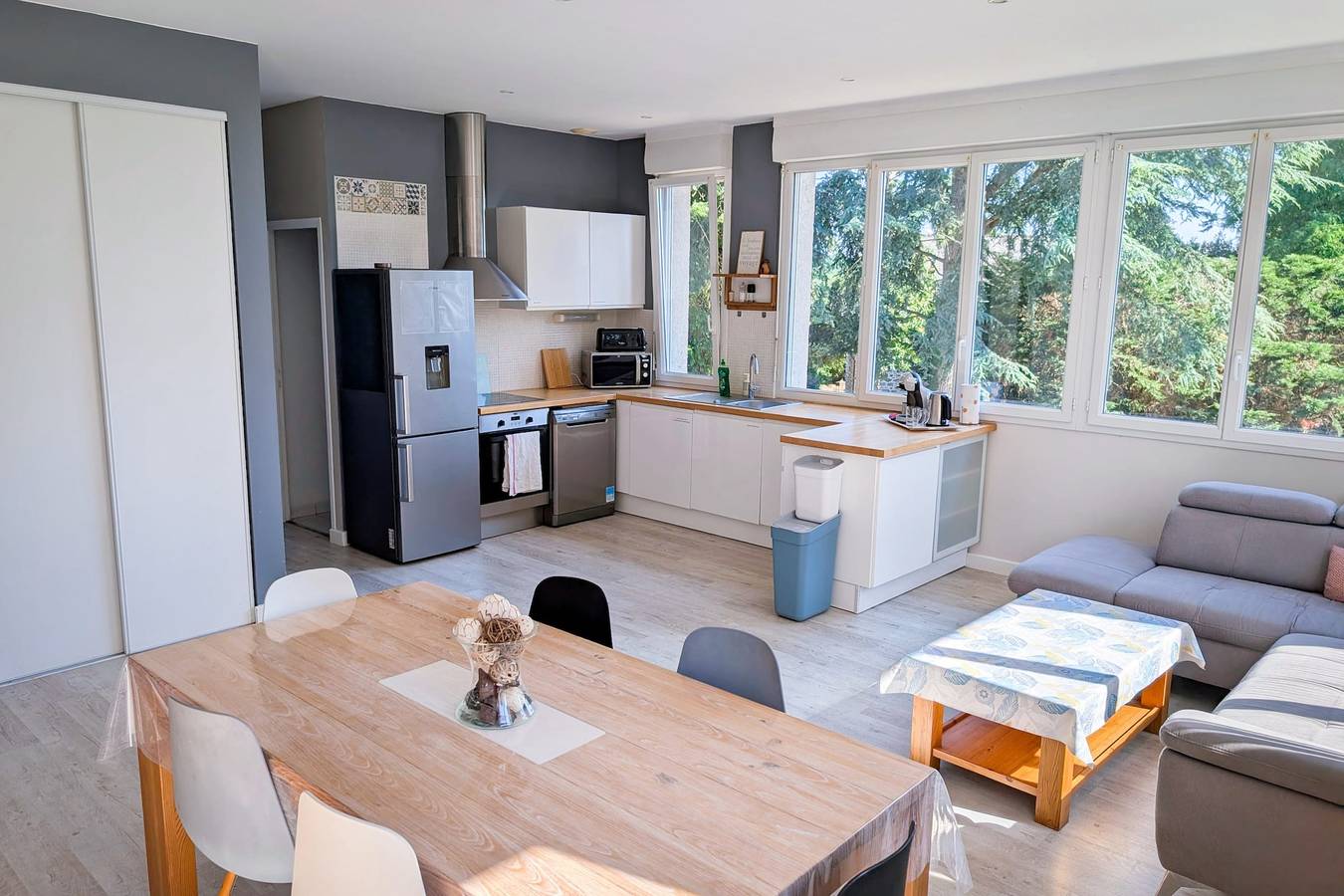 Entire apartment, Pleurtuit, a luminous green haven in Pleurtuit, Saint-Malo region
