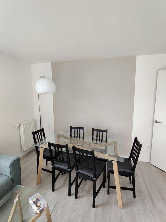 Gîte pour 6 personnes, avec Balcon et Terrasse à Nanterre - 4