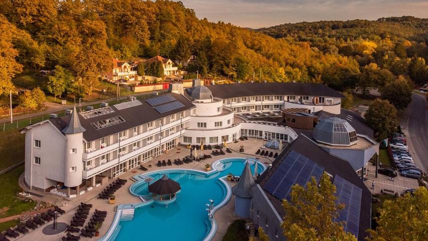 Hotel für 4 Personen, mit Pool und Sauna sowie Garten und Whirlpool, kinderfreundlich - 1