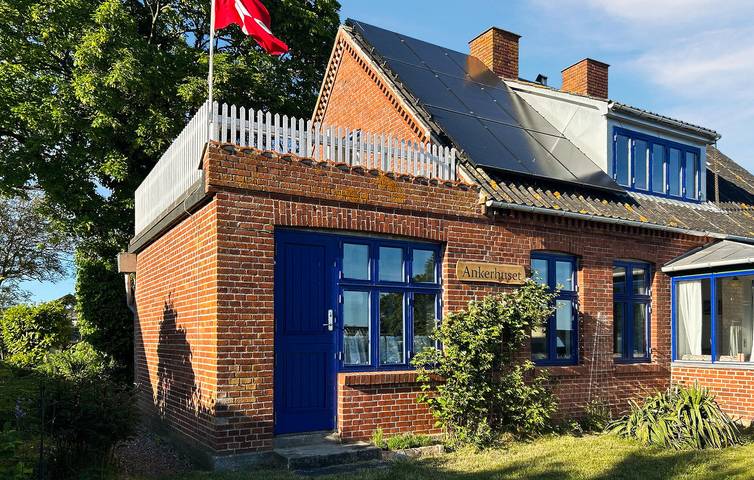 Ferienhaus für 6 Personen, mit Terrasse und Garten - 1