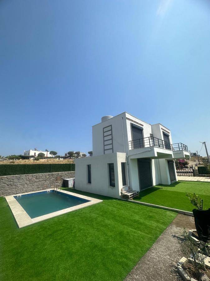 Villa pour 7 personnes, avec jardin ainsi que vue et piscine, animaux acceptés à Bodrum