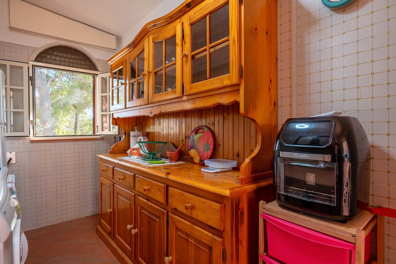 Villa 'Degli Ulivi' con Terrazza Privata e Aria Condizionata in Manduria, Golfo di Taranto