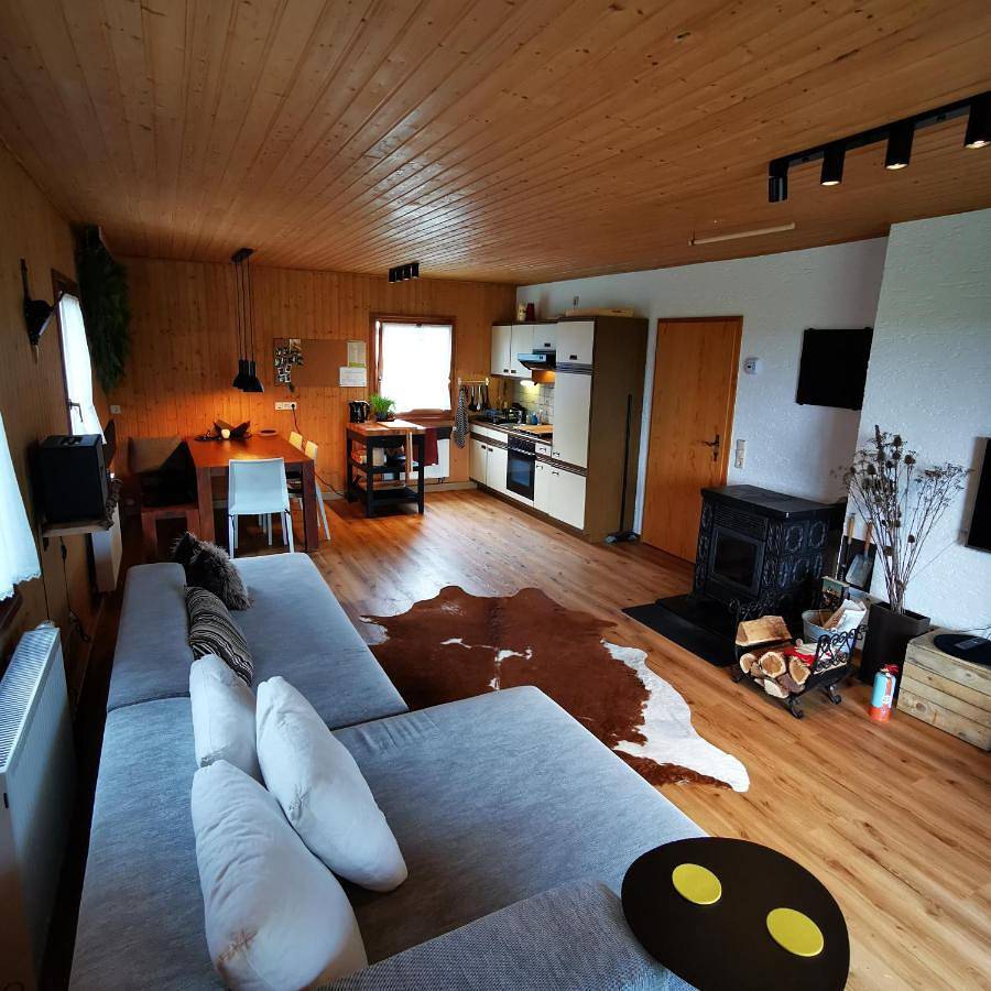 Three-Bedroom Holiday Home in Beuren (Eifel), Cochem-Zell