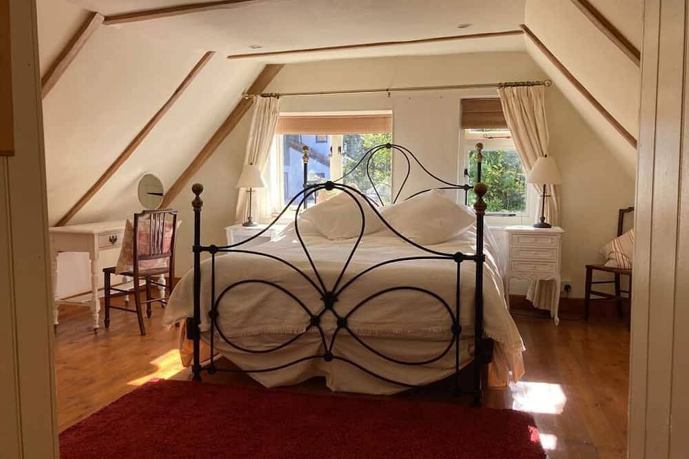 Beautiful period fisherman's cottage in Mersea Island, Colchester