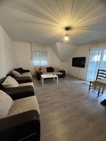 Gîte pour 6 personnes, avec vue et balcon à Fortschwihr
