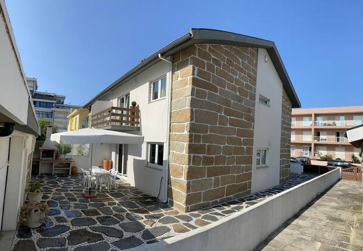 Location de vacances pour 12 personnes, avec jardin et vue à Vila do Conde