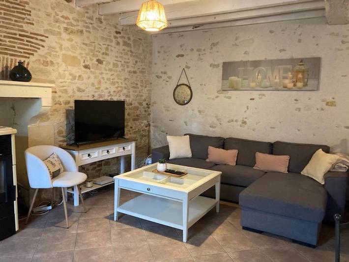 Location de vacances pour 4 personnes, avec terrasse et vue, animaux acceptés à Saint-Parize-le-Châtel - 4