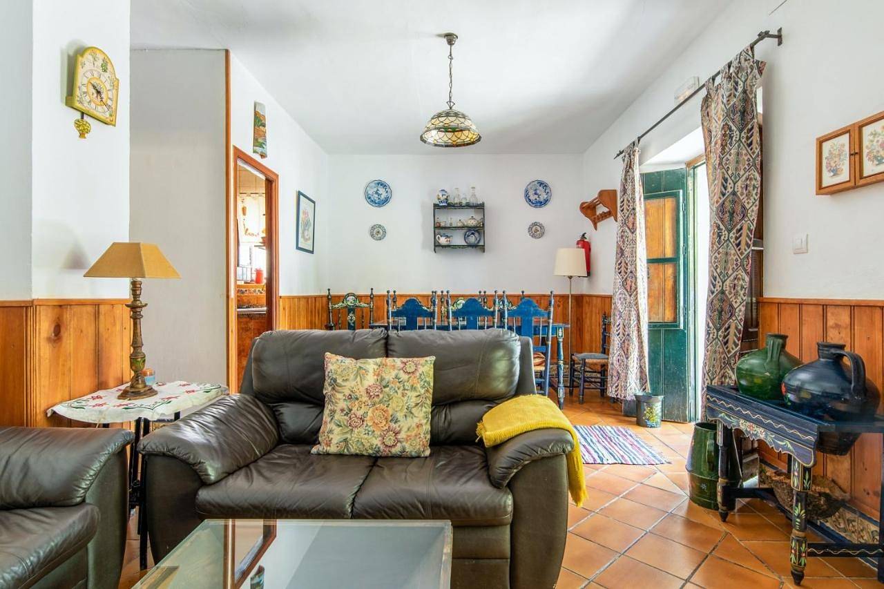 Charming Villa in Cortegana with Pool in Cortegana, Sierra de Aracena y Picos de Aroche